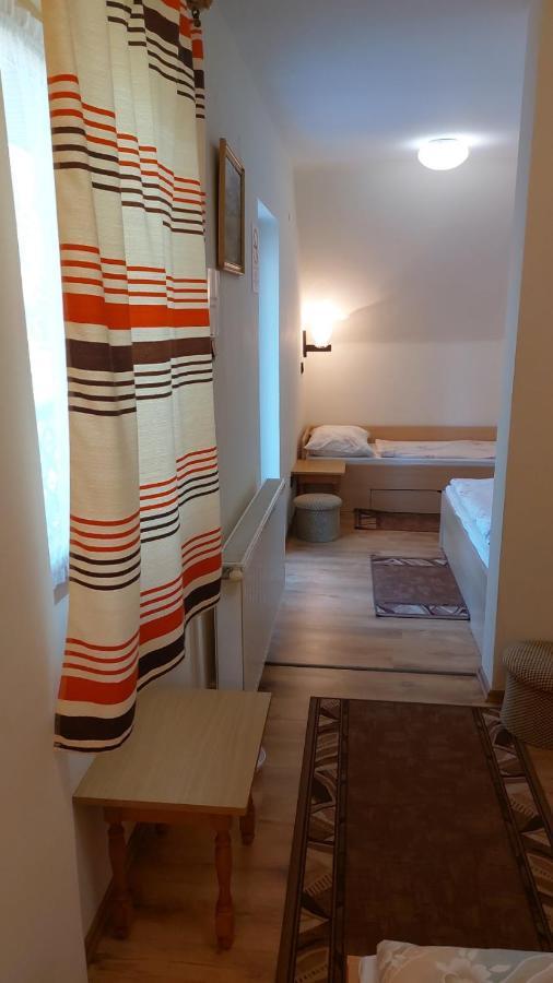 Hotel Adam Vendeghaz Siófok Zewnętrze zdjęcie